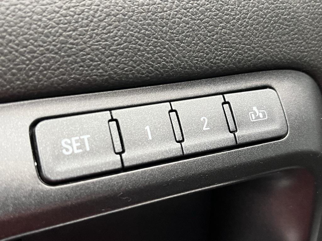 used 2018 Chevrolet Silverado 1500 car, priced at $25,989