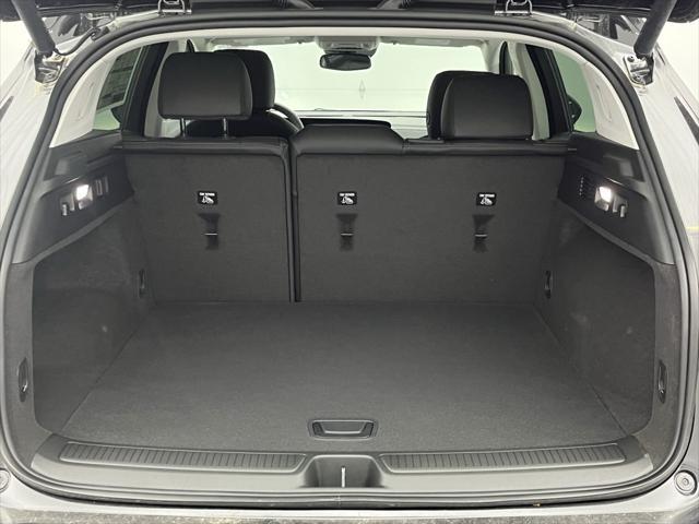 new 2025 Buick Envision car, priced at $38,997