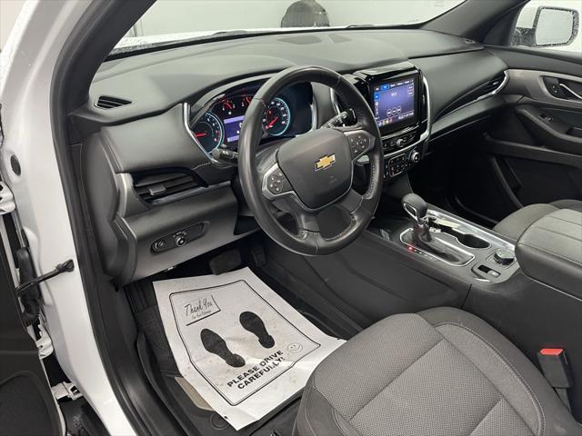 used 2022 Chevrolet Traverse car, priced at $29,998