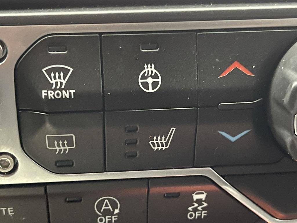 used 2021 Jeep Gladiator car, priced at $33,418