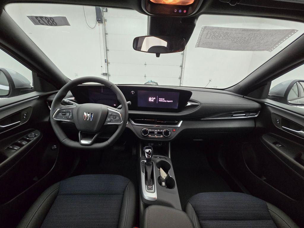 new 2025 Buick Envista car, priced at $26,500