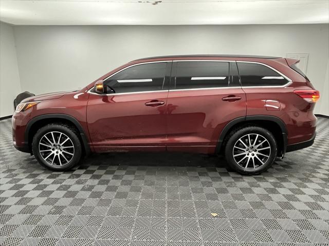 used 2018 Toyota Highlander car, priced at $24,998