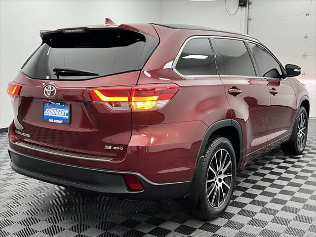 used 2018 Toyota Highlander car, priced at $24,998