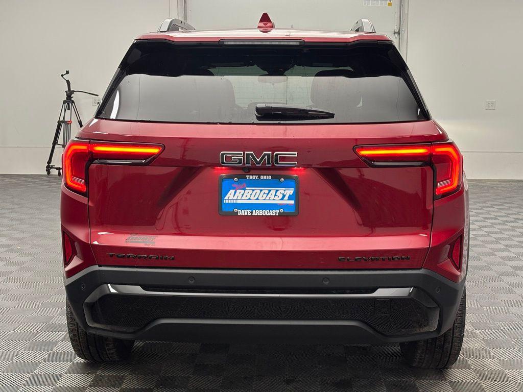 new 2026 GMC Terrain car, priced at $35,006