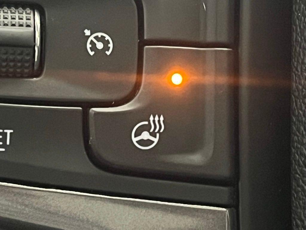 used 2022 Chevrolet Silverado 1500 car, priced at $49,138