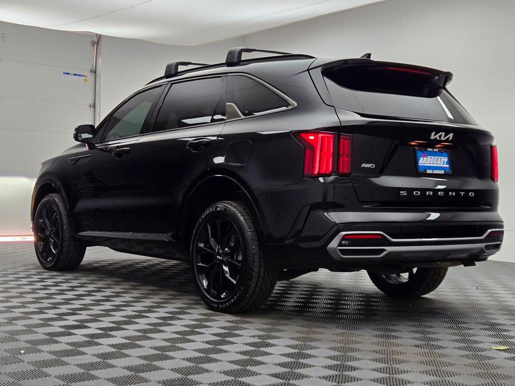 used 2022 Kia Sorento car, priced at $27,788