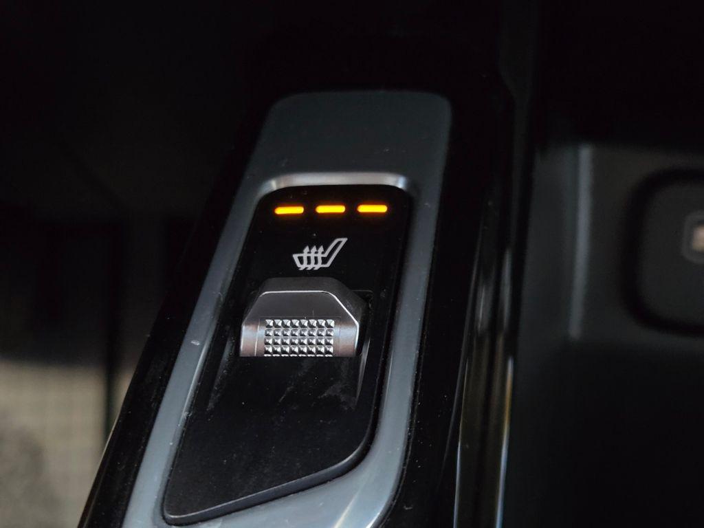 used 2022 Kia Sorento car, priced at $27,788