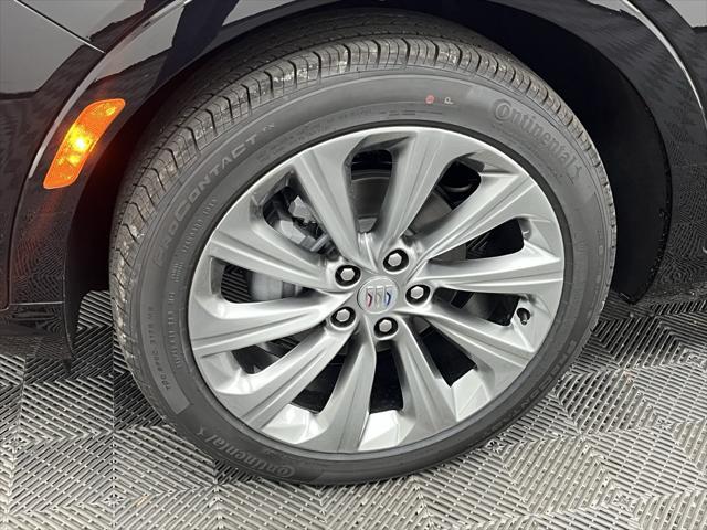 new 2025 Buick Envista car, priced at $31,835