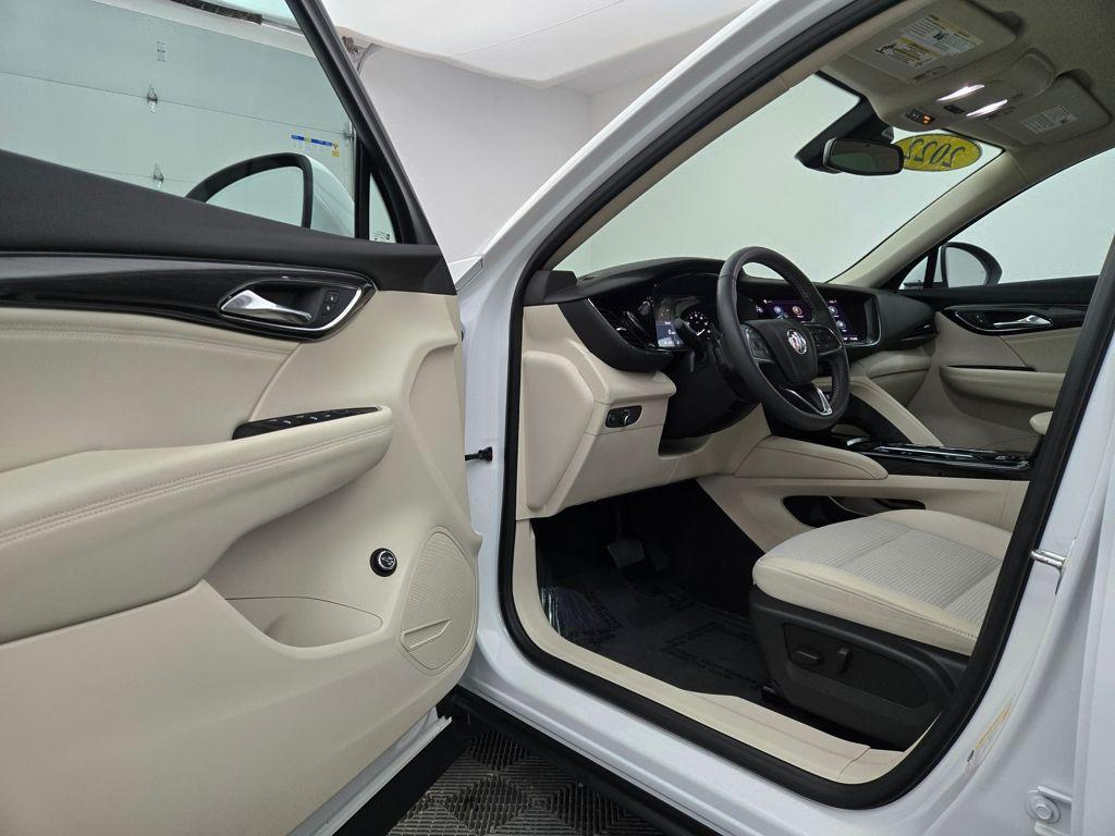 used 2022 Buick Envision car, priced at $25,282