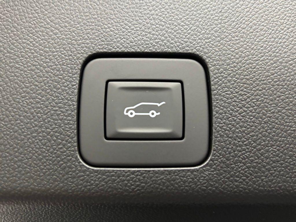 new 2026 Buick Encore GX car, priced at $31,100