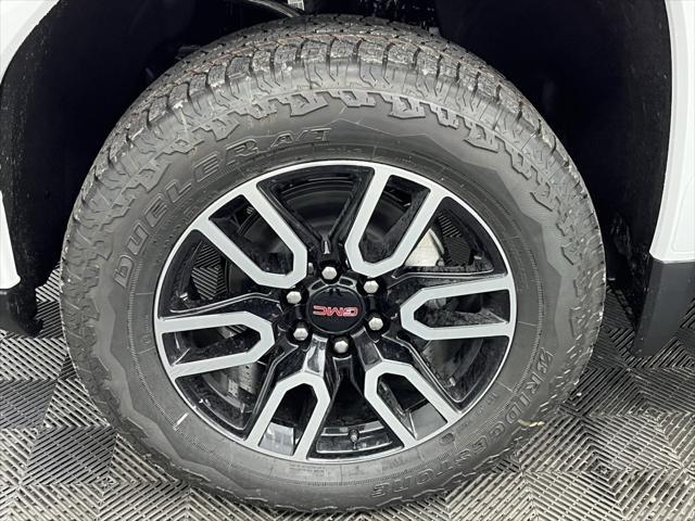 new 2025 GMC Sierra 1500 car, priced at $68,497
