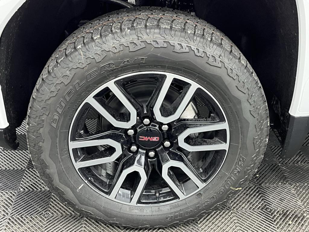 new 2025 GMC Sierra 1500 car, priced at $66,500
