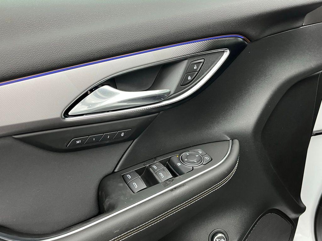 new 2025 Buick Envision car, priced at $41,562