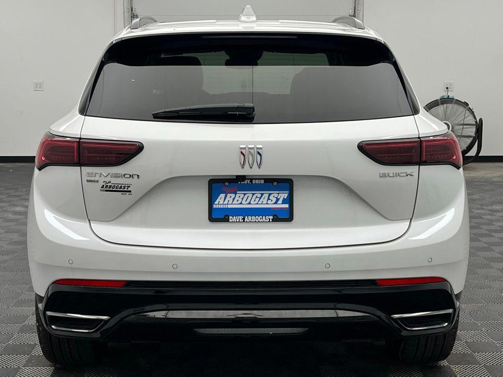 new 2025 Buick Envision car, priced at $41,562