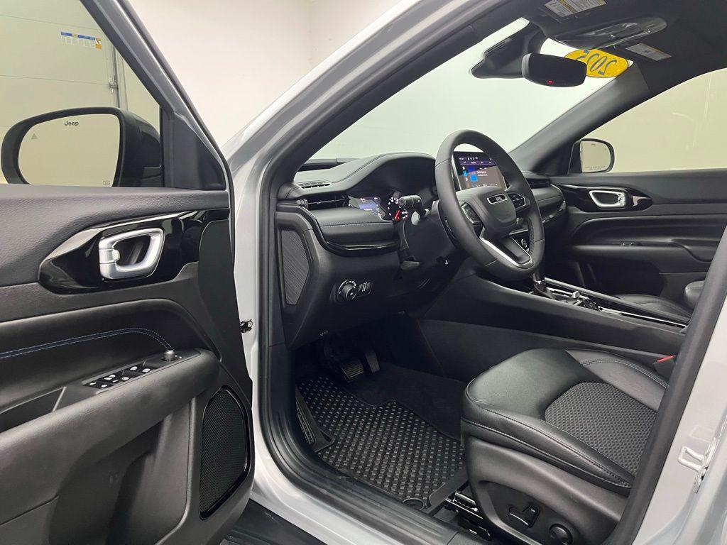 used 2025 Jeep Compass car, priced at $26,789