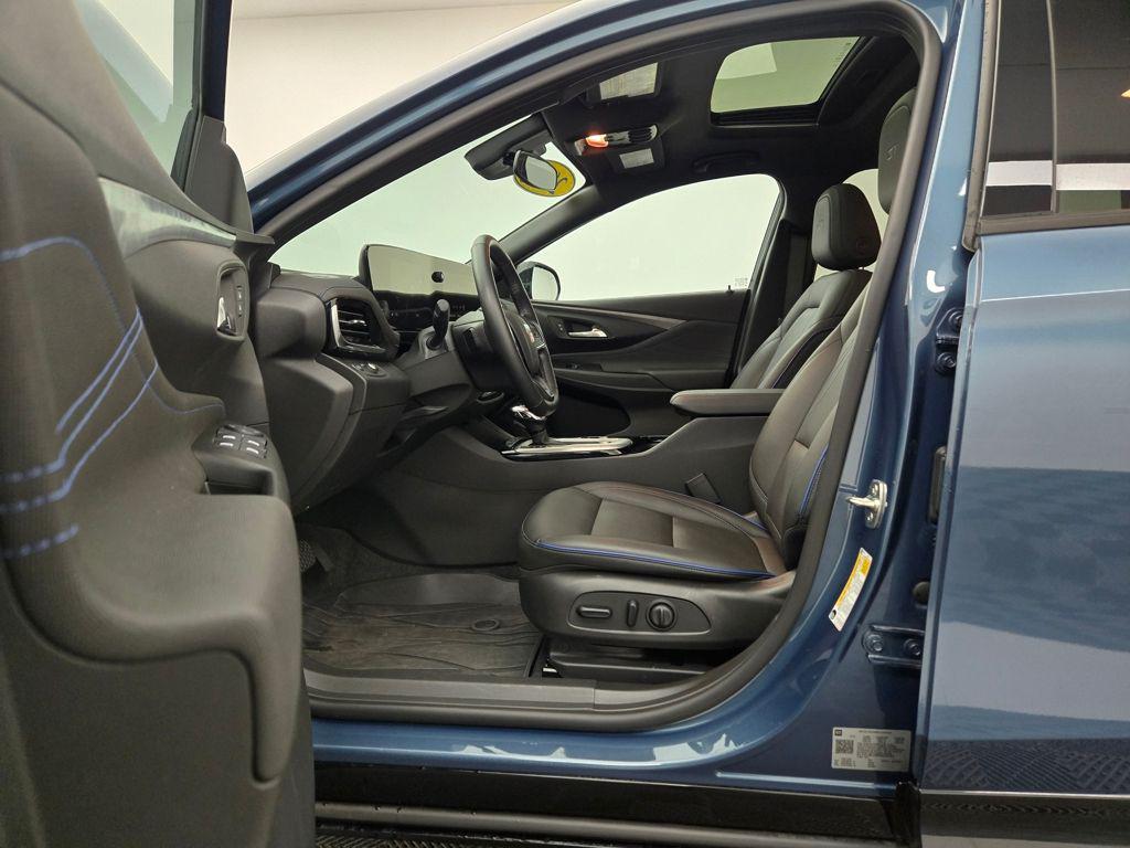 used 2024 Buick Envista car, priced at $25,935