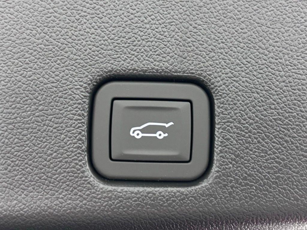 new 2026 GMC Acadia car, priced at $54,222