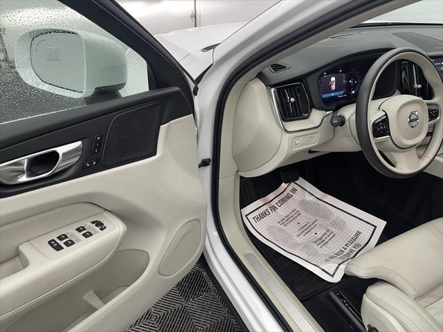 used 2022 Volvo XC60 car, priced at $37,998