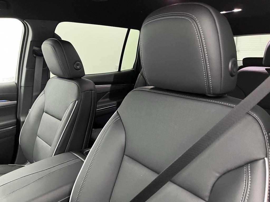 new 2025 Buick Enclave car, priced at $46,501