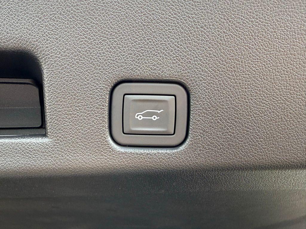 new 2026 Buick Enclave car, priced at $59,469