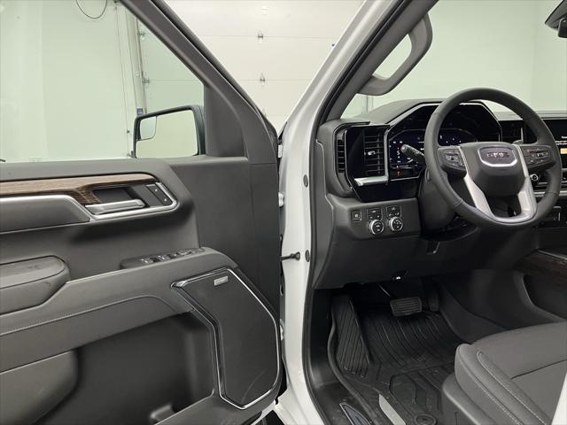 new 2025 GMC Sierra 1500 car, priced at $57,840