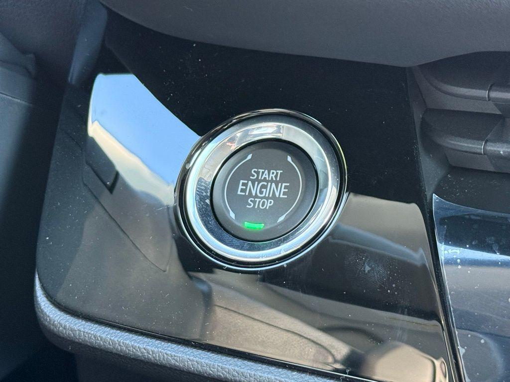 new 2025 Buick Envision car, priced at $40,000