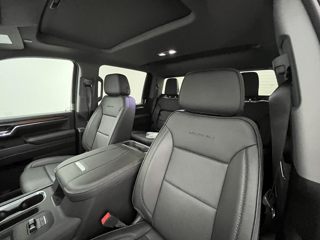 new 2024 GMC Sierra 2500 car, priced at $99,000
