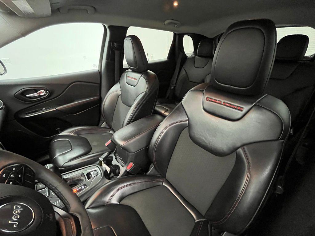 used 2022 Jeep Cherokee car, priced at $24,135