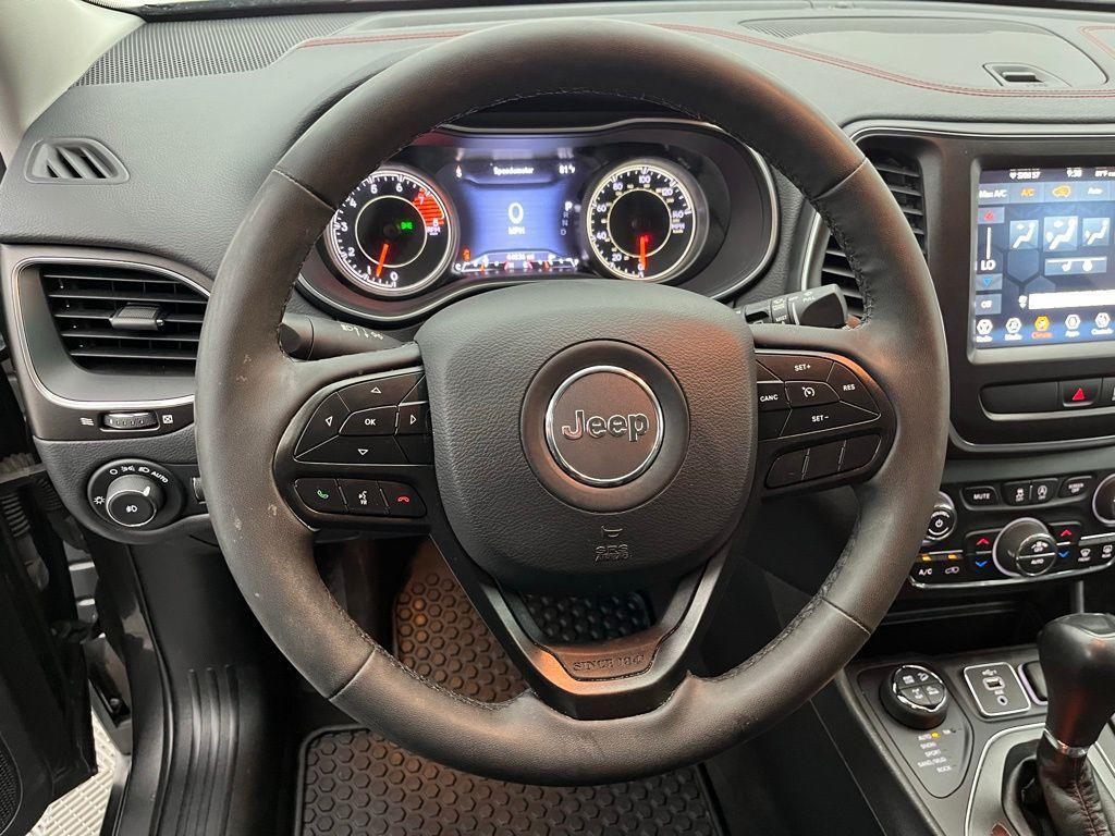 used 2022 Jeep Cherokee car, priced at $24,135