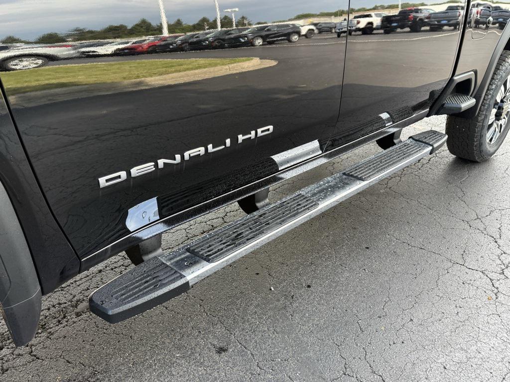new 2025 GMC Sierra 2500 car, priced at $86,615