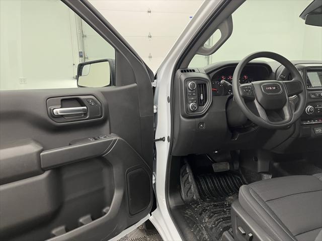 new 2025 GMC Sierra 1500 car, priced at $44,795