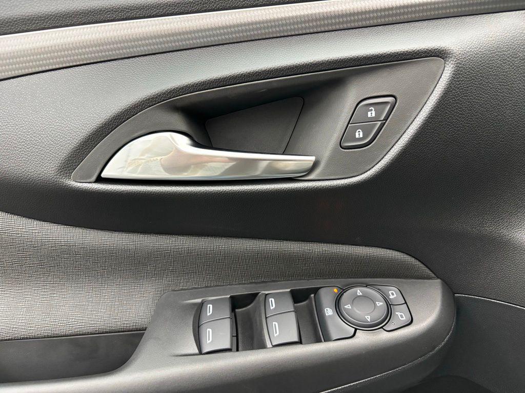 new 2026 Buick Envista car, priced at $31,355