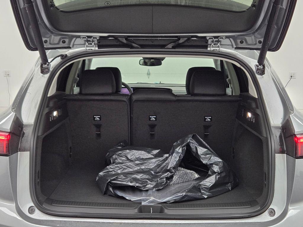 new 2025 Buick Envision car, priced at $40,003