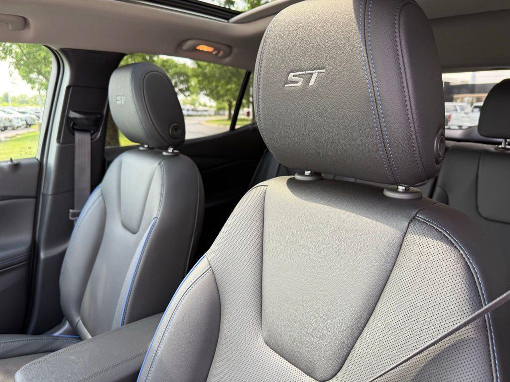 new 2026 Buick Encore GX car, priced at $31,322