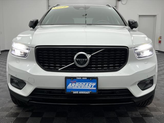 used 2019 Volvo XC40 car, priced at $24,298