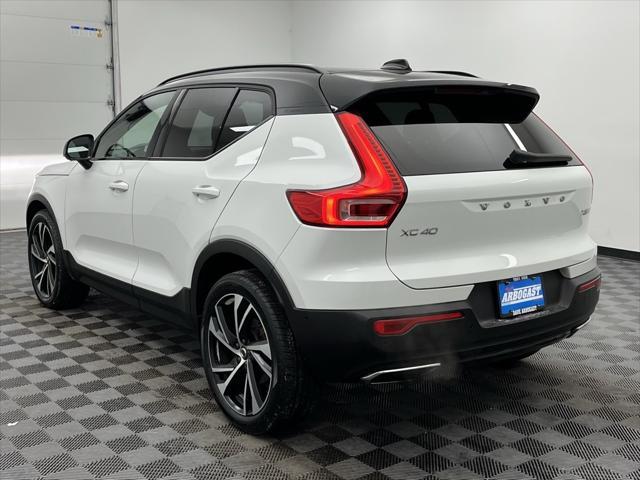 used 2019 Volvo XC40 car, priced at $24,298