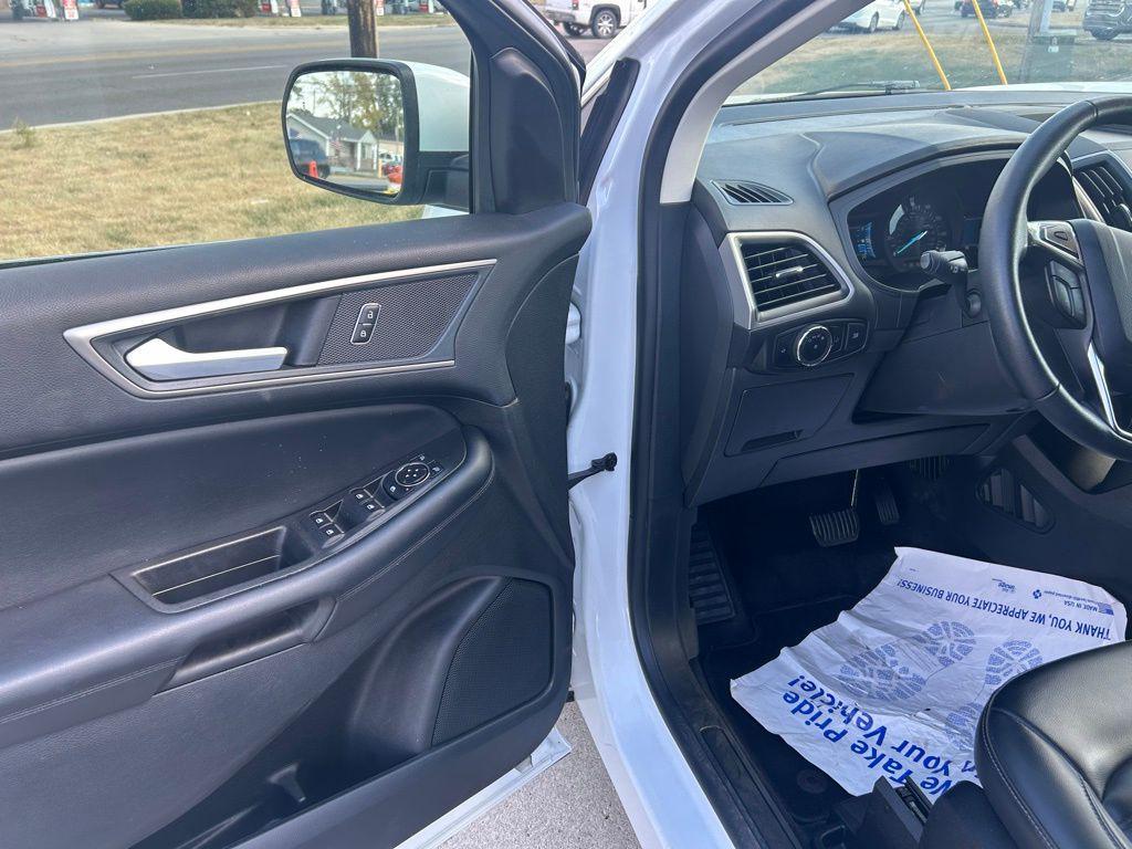 used 2024 Ford Edge car, priced at $26,798