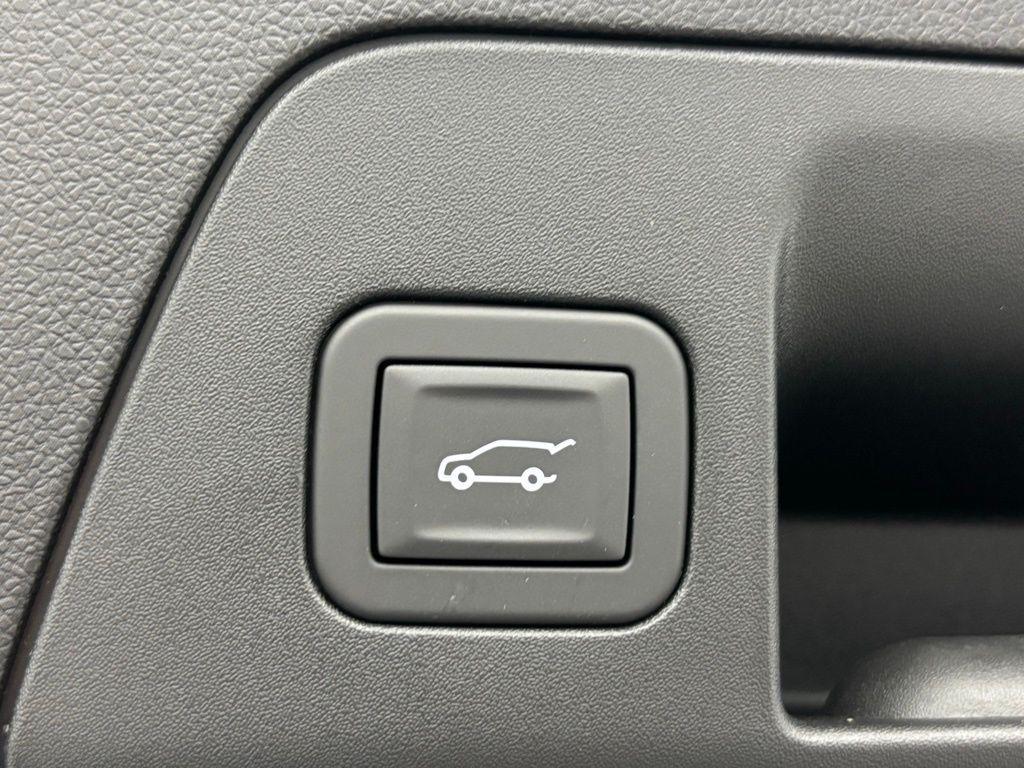 new 2025 Buick Envision car, priced at $42,000