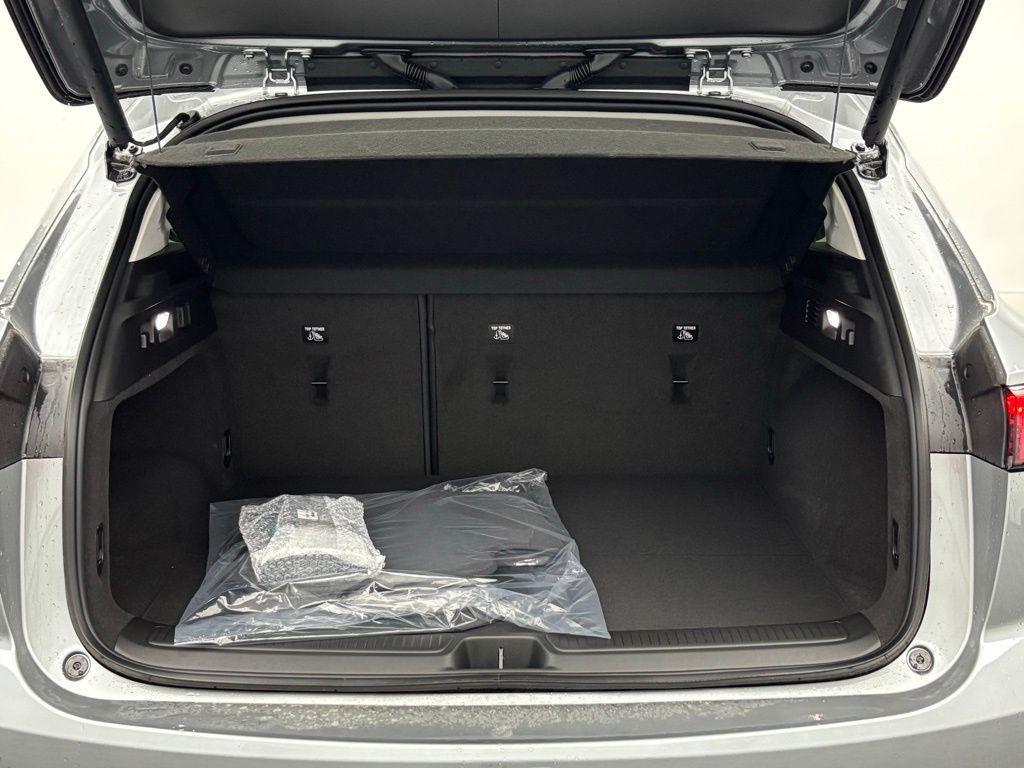 new 2025 Buick Envision car, priced at $42,000