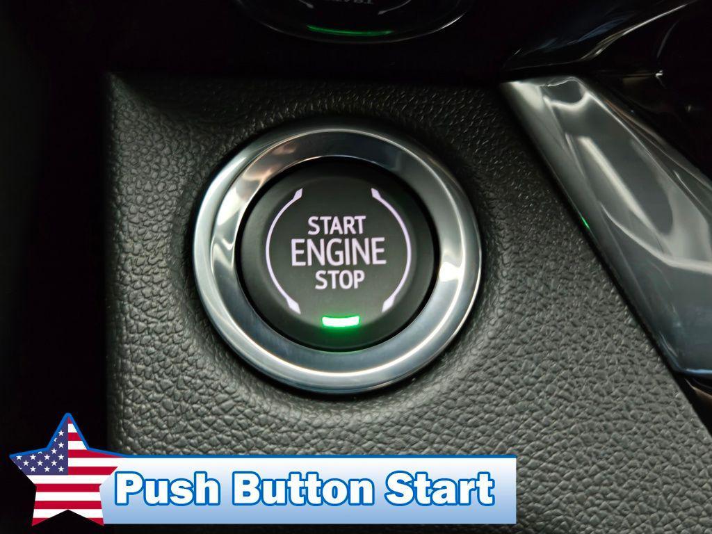 new 2025 Buick Envista car, priced at $29,469