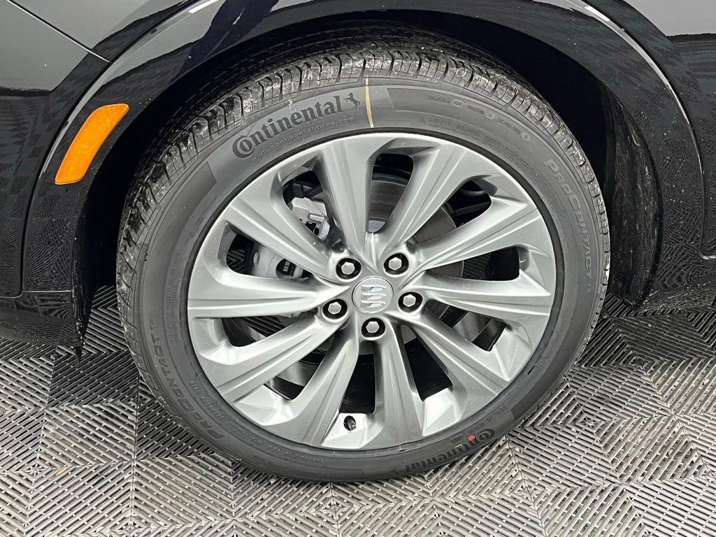 new 2025 Buick Envista car, priced at $30,000