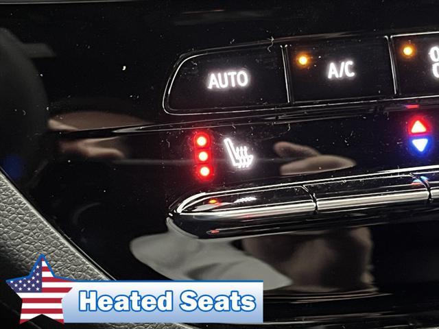 new 2025 Buick Envista car, priced at $31,040