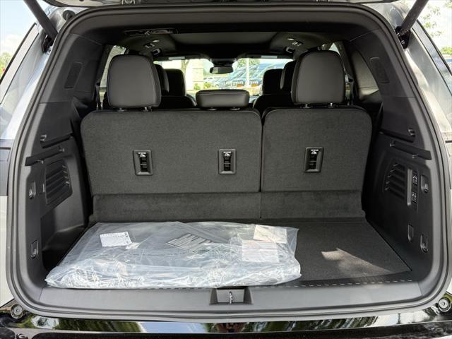 new 2025 Buick Enclave car, priced at $52,480