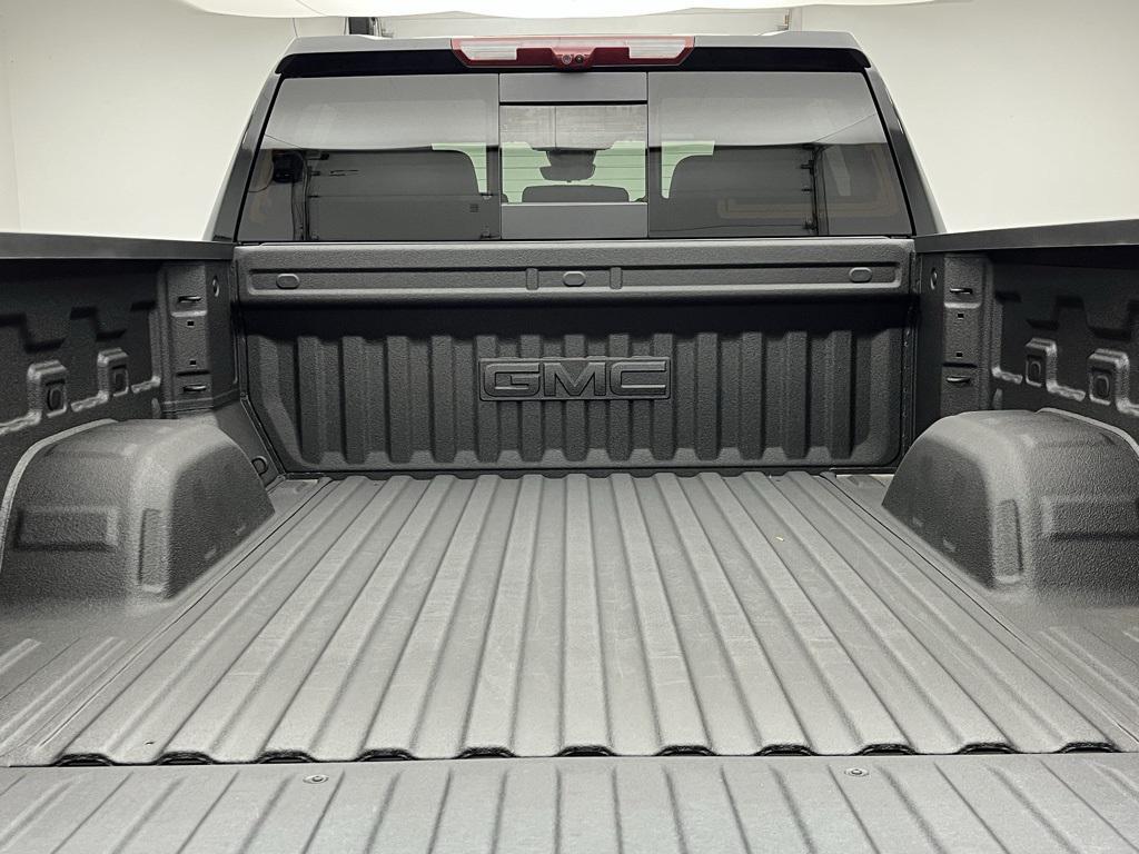 new 2025 GMC Sierra 1500 car, priced at $66,305