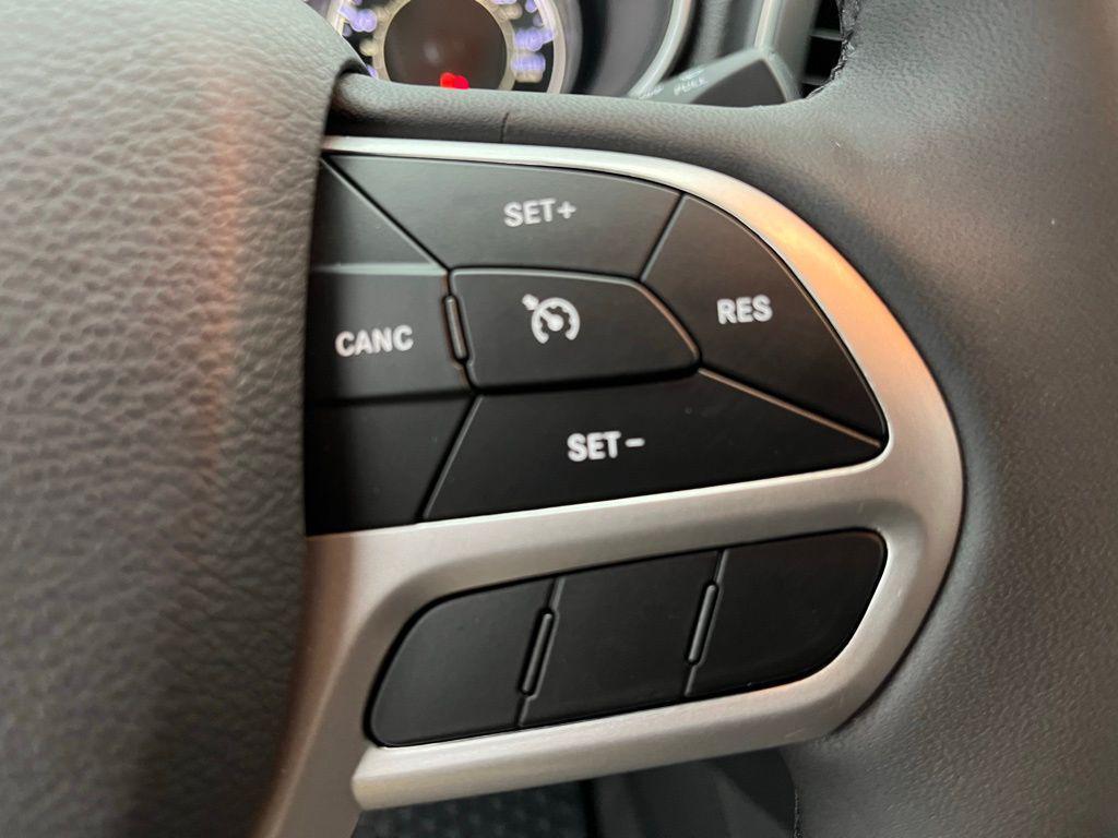 used 2022 Jeep Cherokee car, priced at $24,448