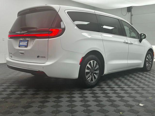 used 2023 Chrysler Pacifica Hybrid car, priced at $24,529