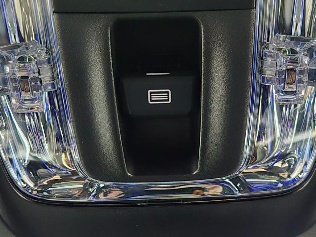 used 2022 Mercedes-Benz GLB 250 car, priced at $29,446