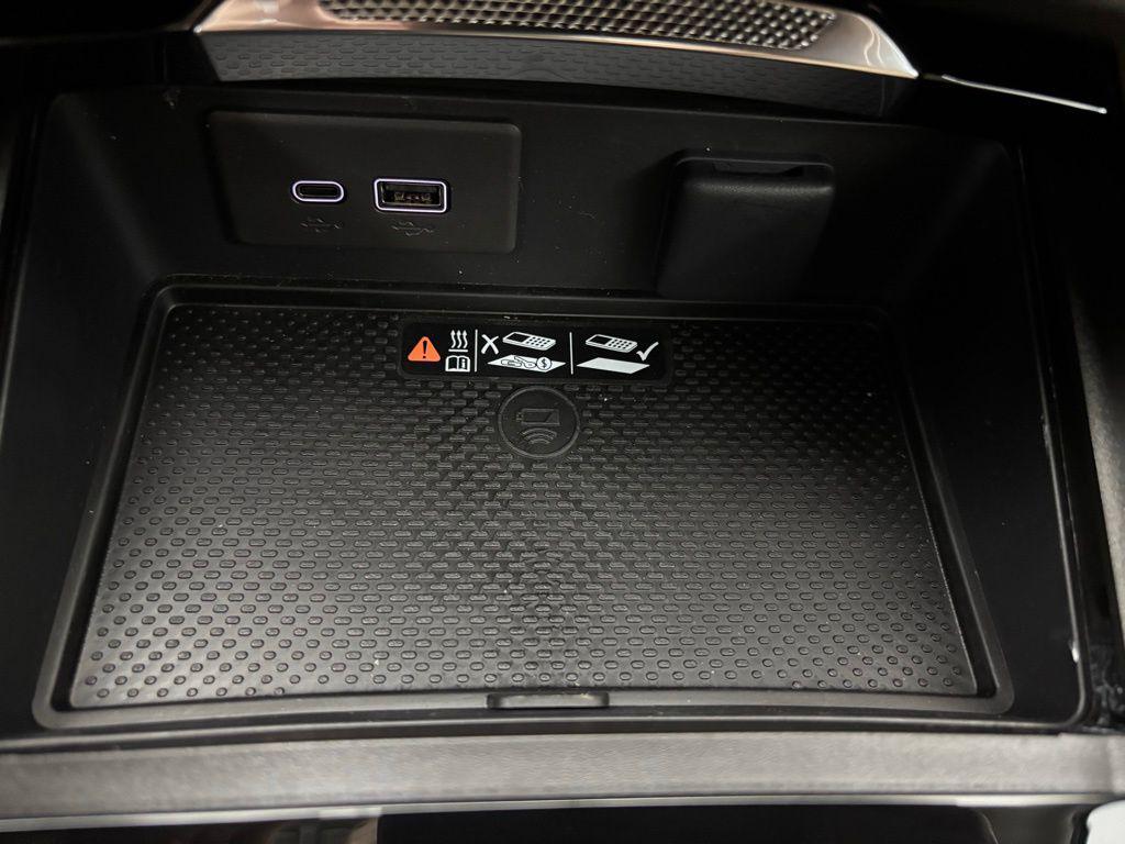 new 2025 Buick Envision car, priced at $39,000