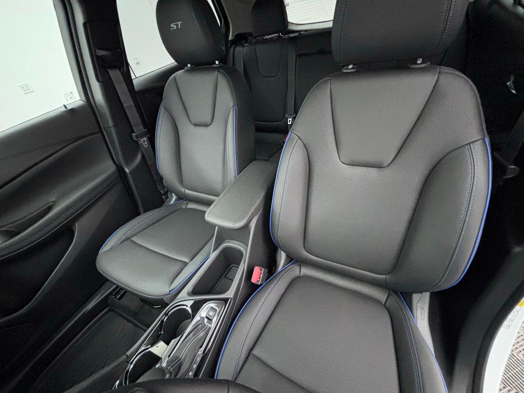 new 2026 Buick Encore GX car, priced at $30,357