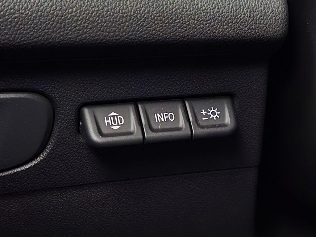 used 2022 Buick Envision car, priced at $28,998